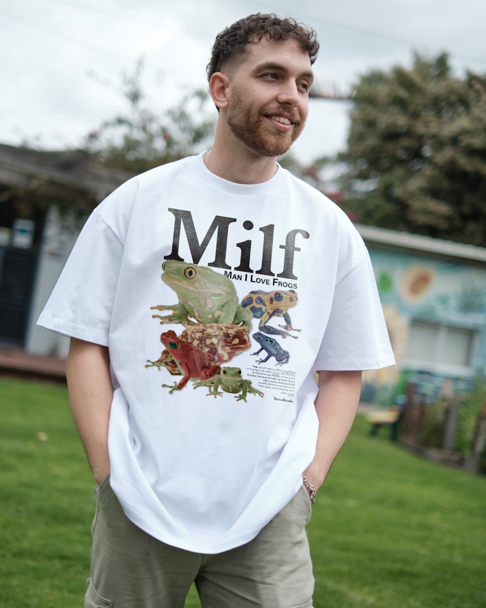 Man I Love Frogs Oversized Graphic Tee Unisex 90s Boxy Fit 100% Combed Cotton