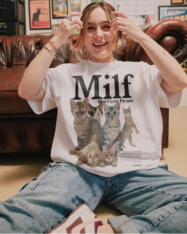 Man I Love Felines Oversized Graphic Tee Unisex 90s Boxy Fit 100% Combed Cotton