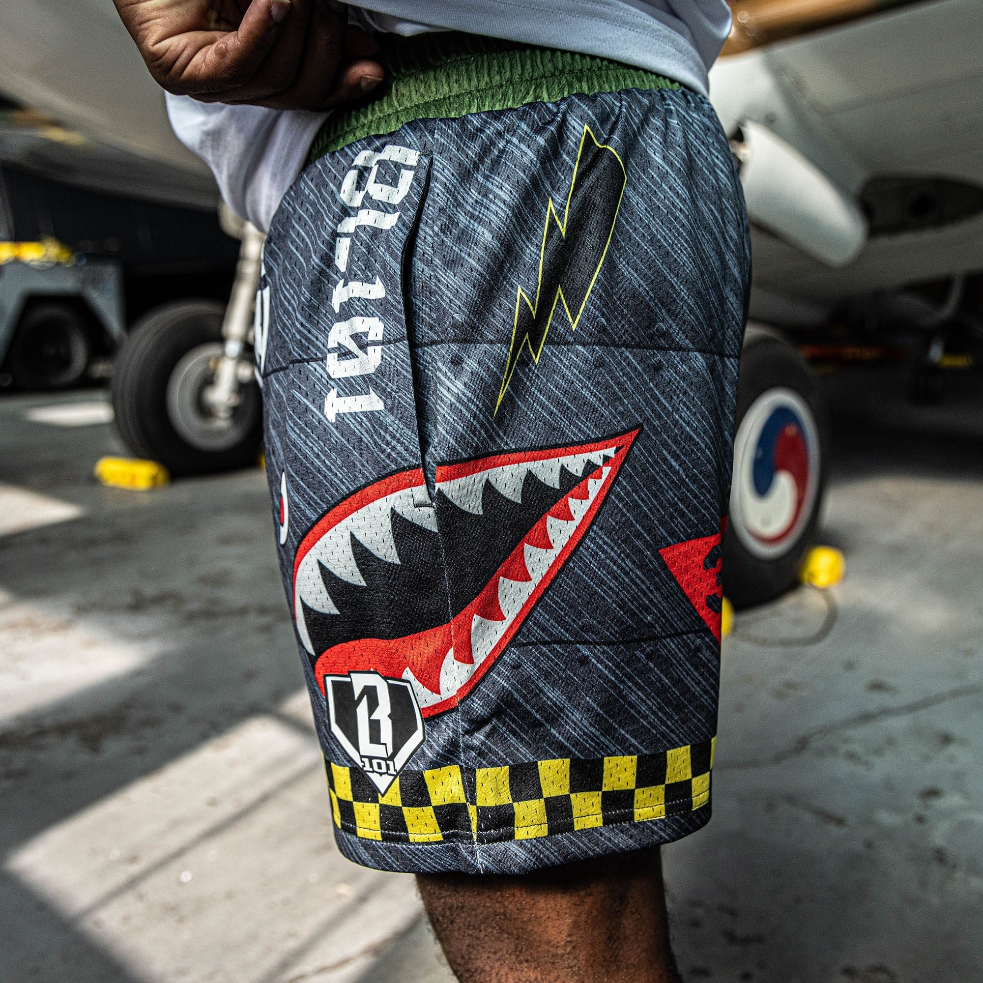 Unit 101 Mesh Shorts - Shark Teeth Graphics, Checkered Pattern, 5" Inseam