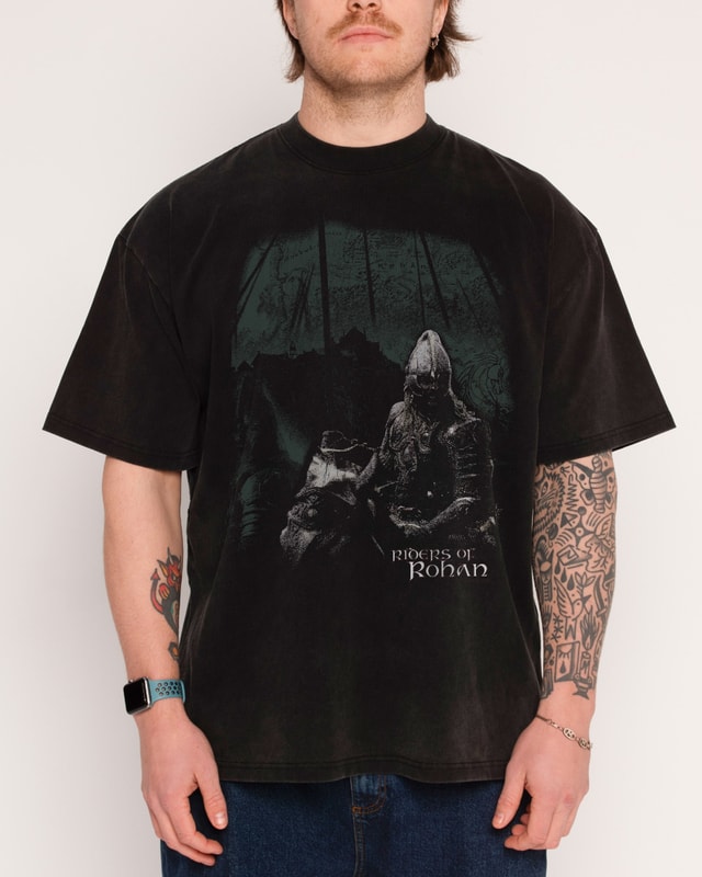 Riders of Rohan Oversized Graphic Tee - Lord of the Rings Unisex 90s Boxy Fit