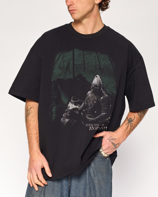 Riders of Rohan Oversized Graphic Tee - Lord of the Rings Unisex 90s Boxy Fit